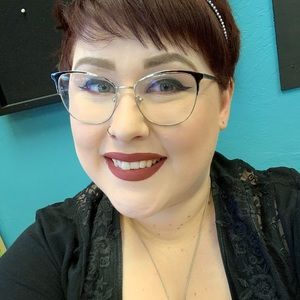 Meet your Posher, Jess